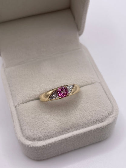 9ct gold pink topaz and diamond ring
