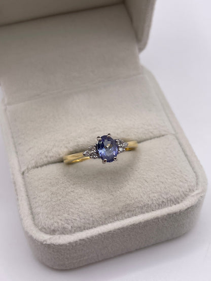 18ct gold tanzanite and diamond ring