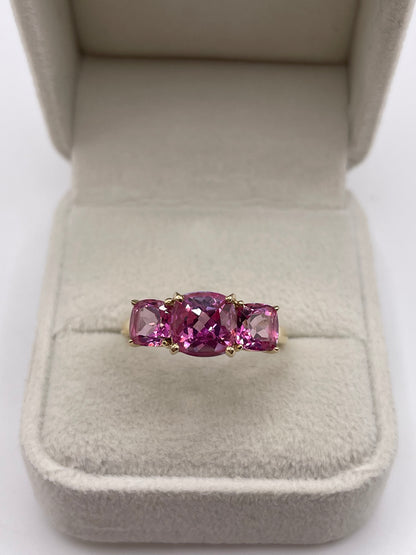 9ct gold pink topaz ring