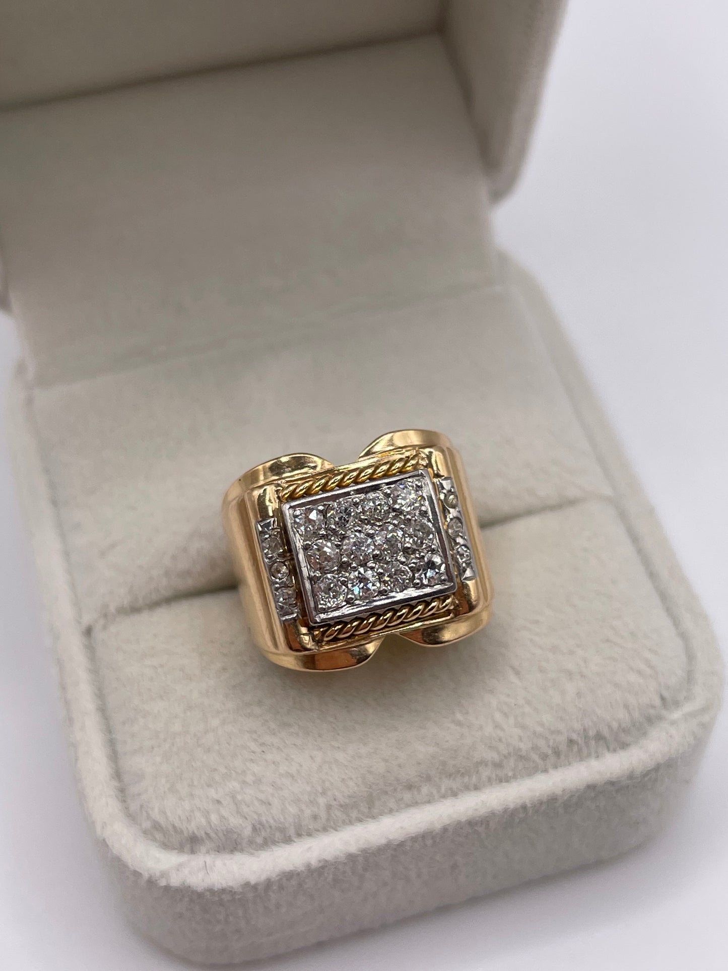 18ct gold diamond tank ring