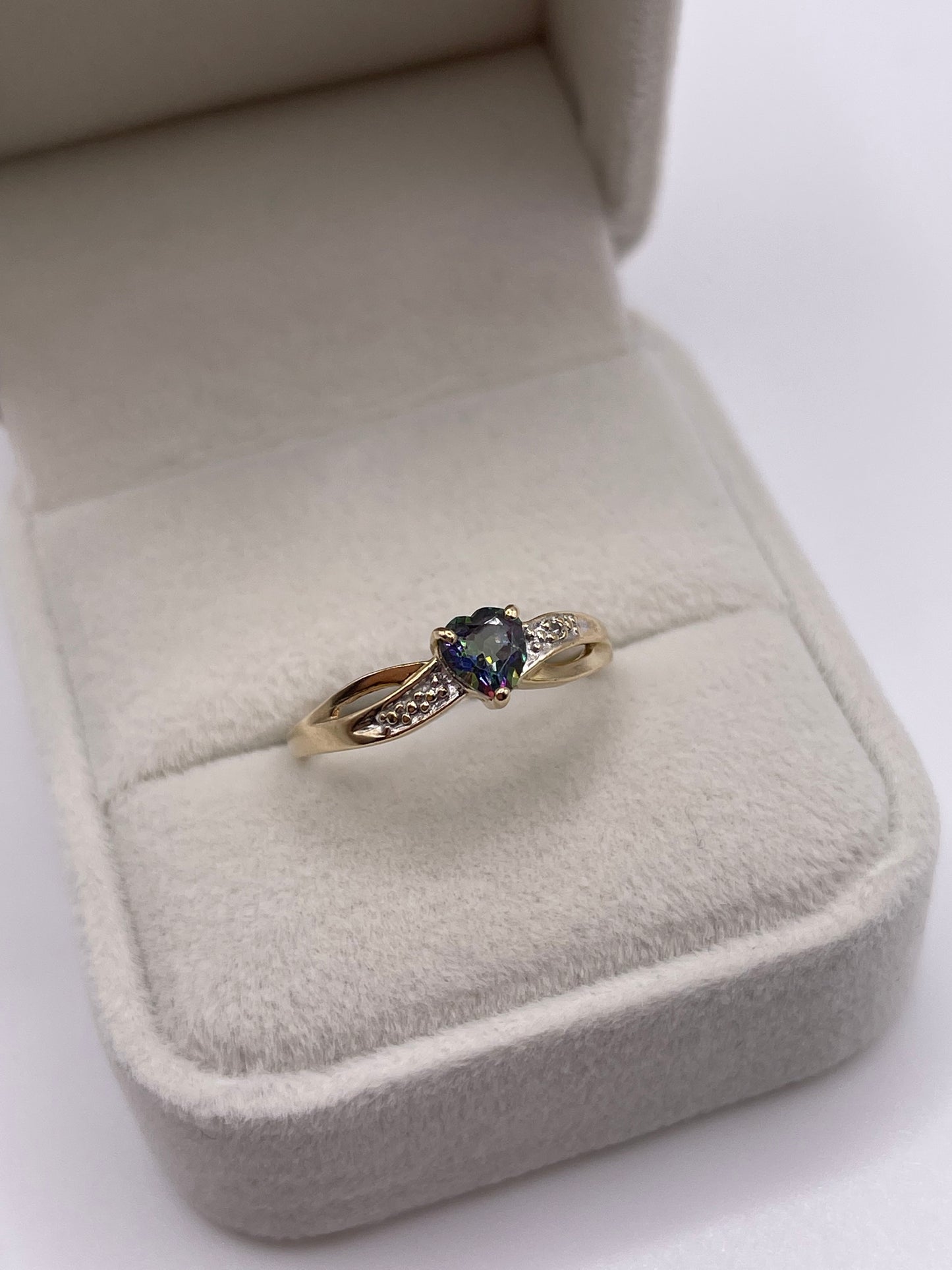 9ct gold mystic topaz and diamond ring