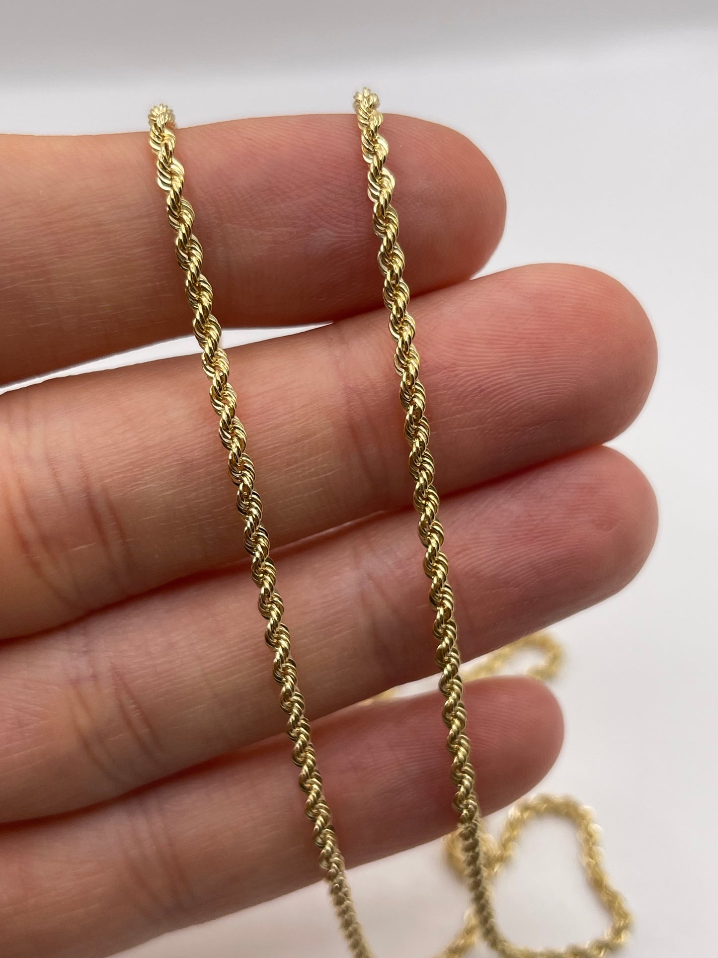 9ct gold chain 272