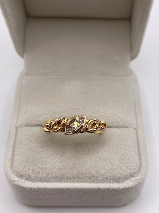 Clogau 18ct gold diamond ring