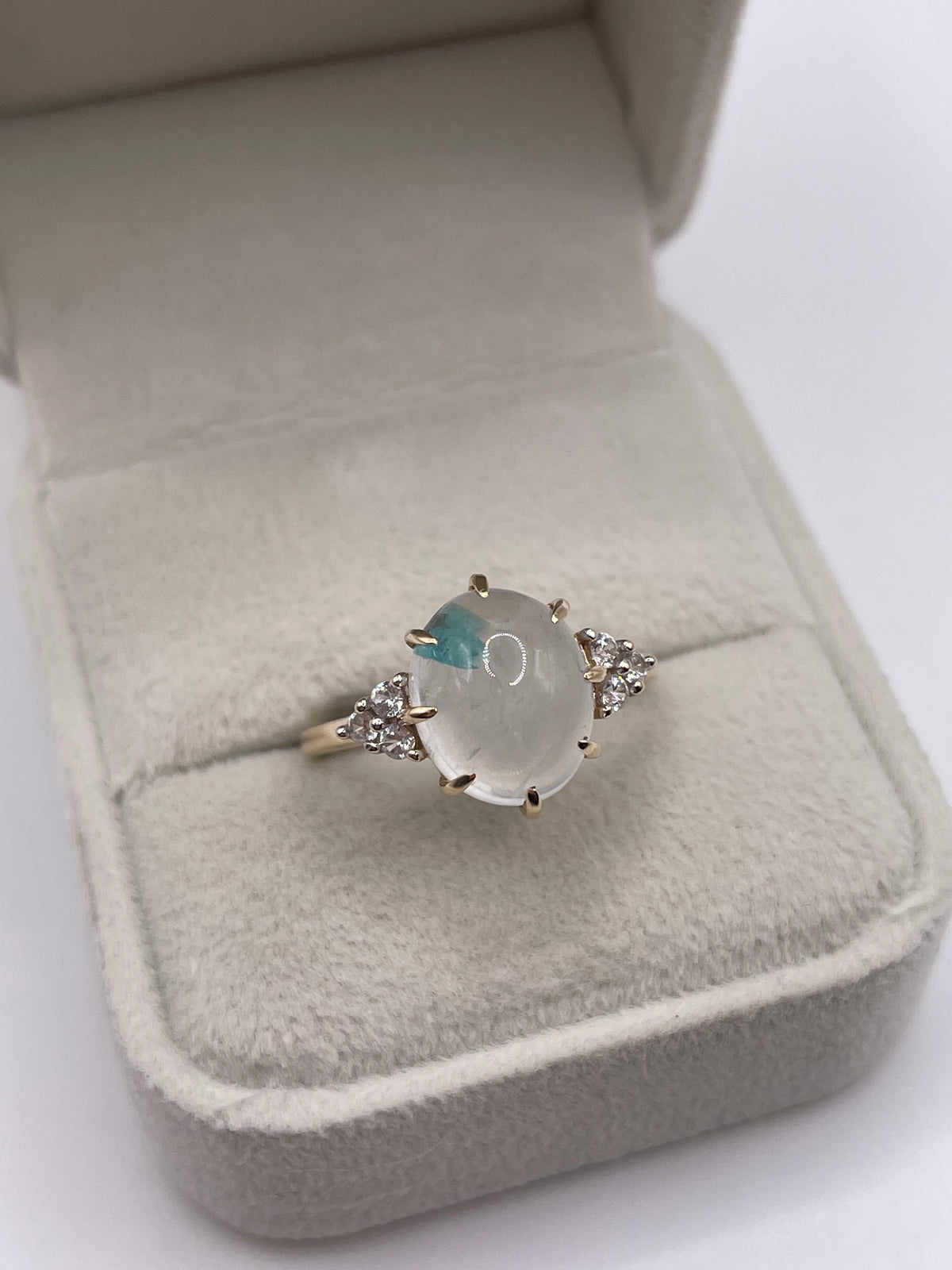9ct gold cabochon gemstone and zircon ring