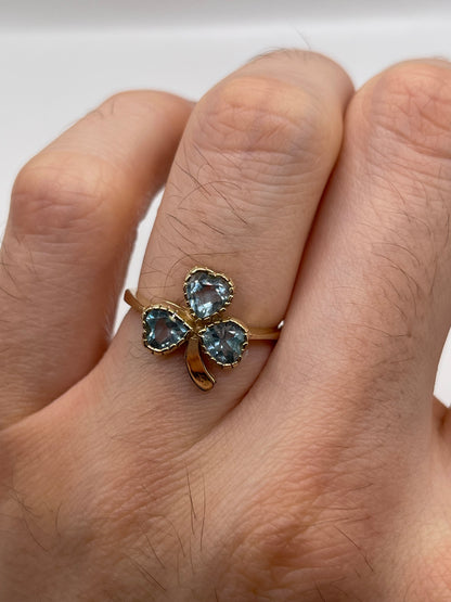 9ct gold topaz clover ring