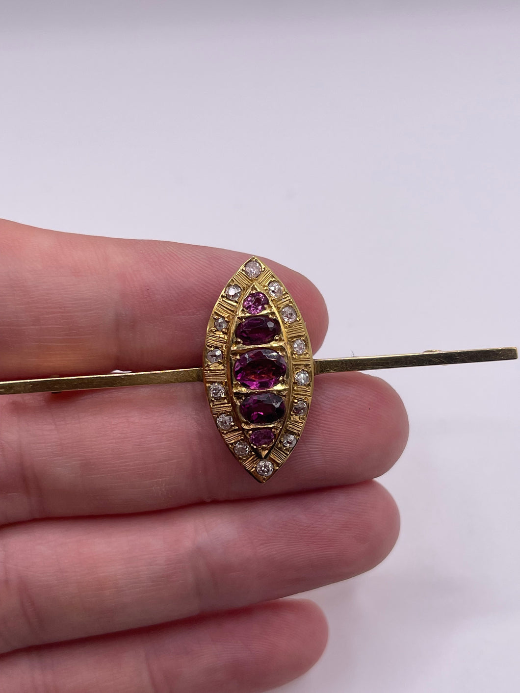 Antique 18ct gold garnet and diamond brooch