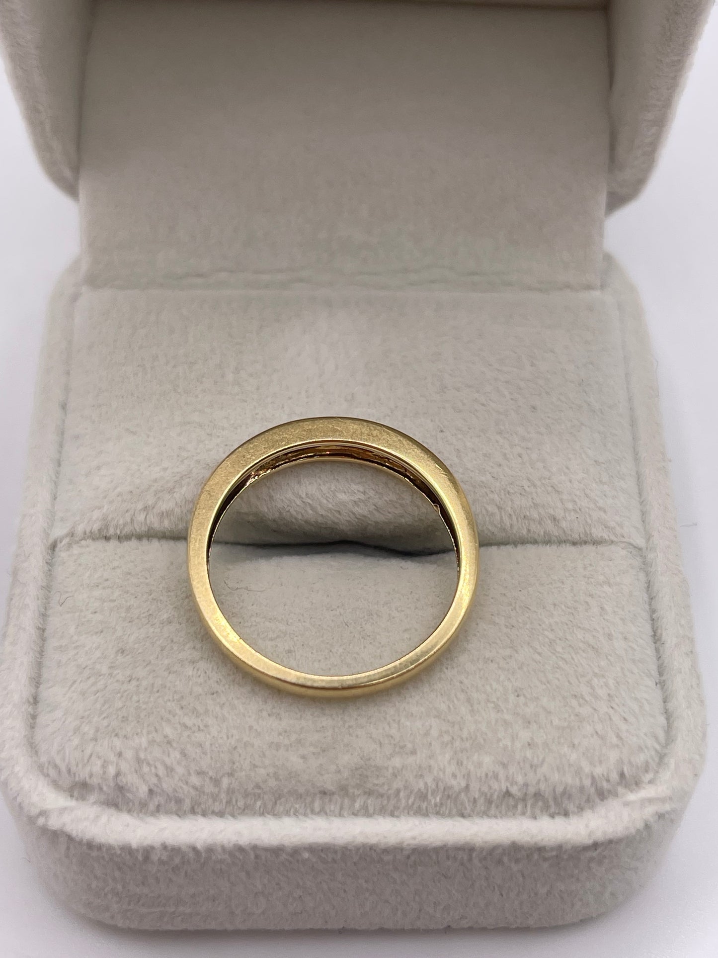18ct gold diamond ring