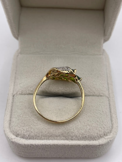 9ct gold diopside and diamond ring