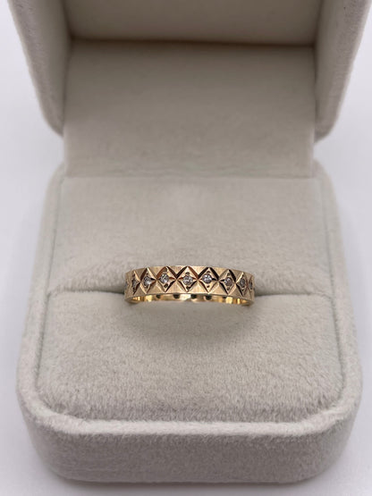 9ct gold paste eternity ring