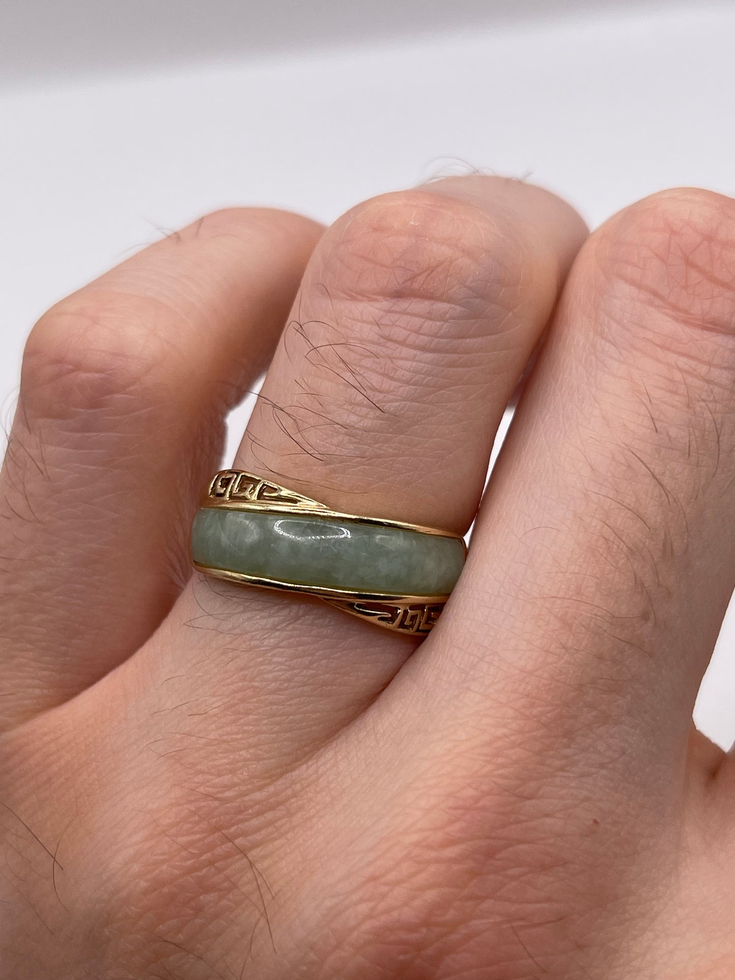 9ct gold jade ring