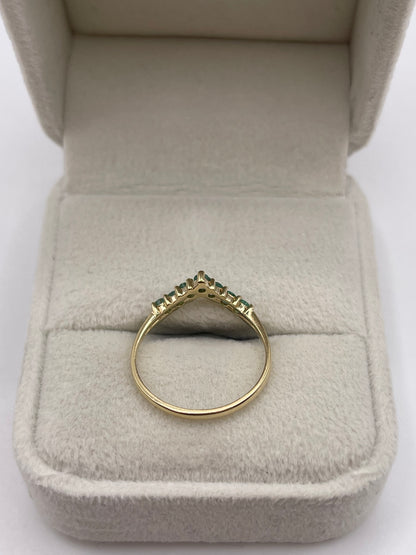 9ct gold emerald wishbone ring