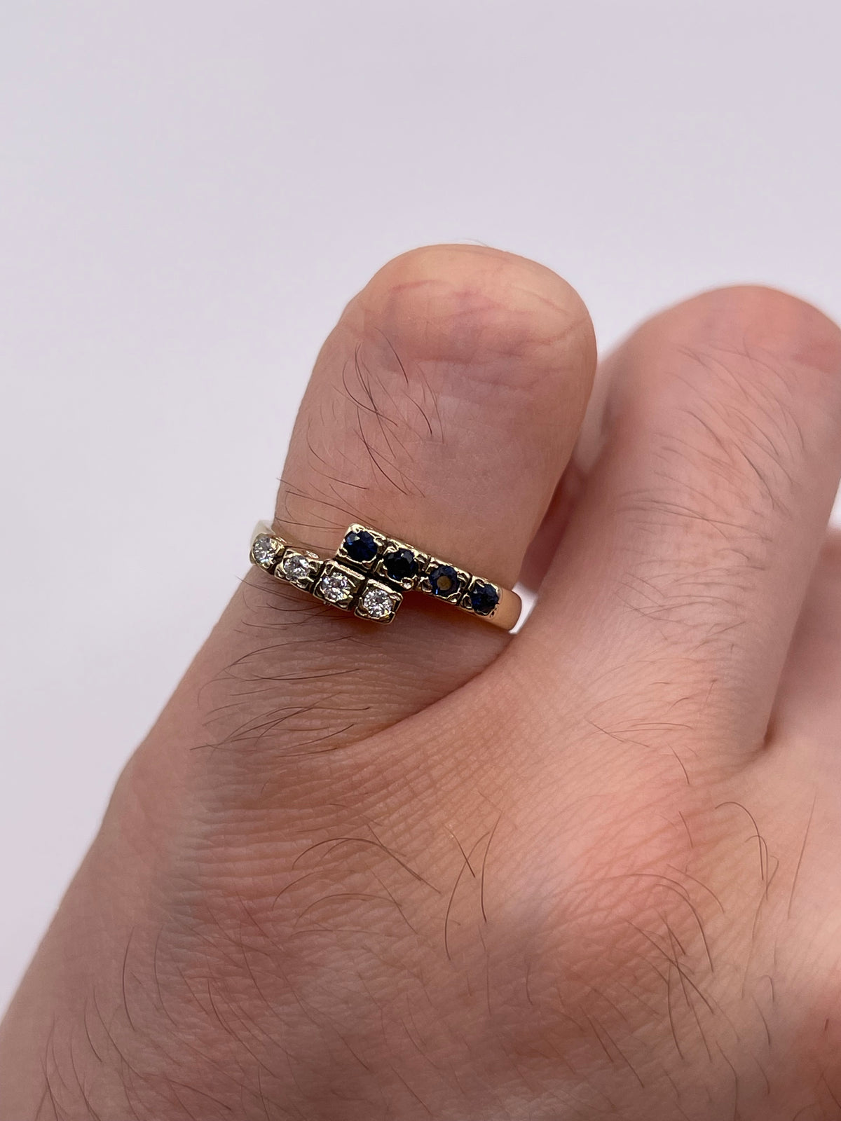 9ct gold sapphire and diamond ring