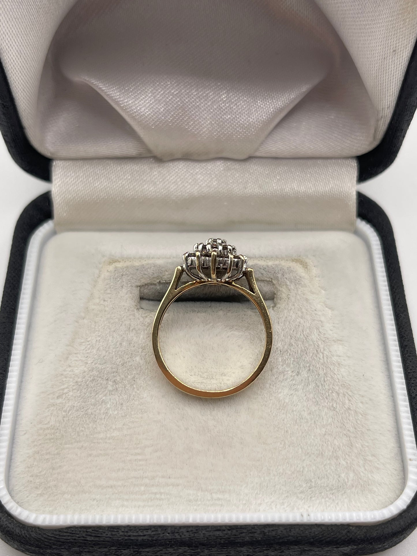 9ct gold cognac diamond cluster ring