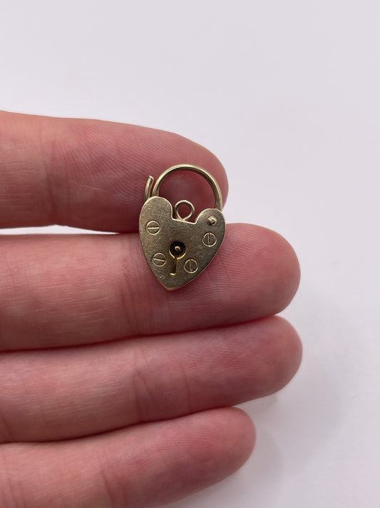 9ct gold padlock 14