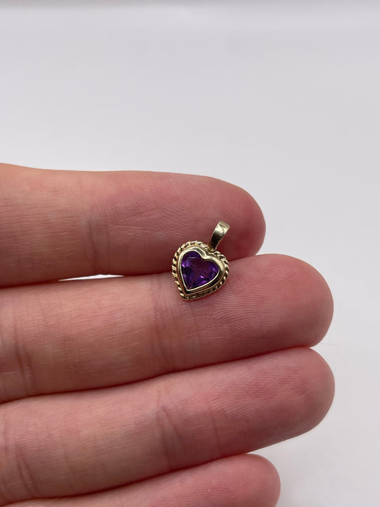 9ct gold amethyst pendant