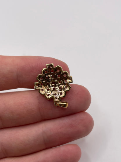 9ct gold diamond cluster pendant