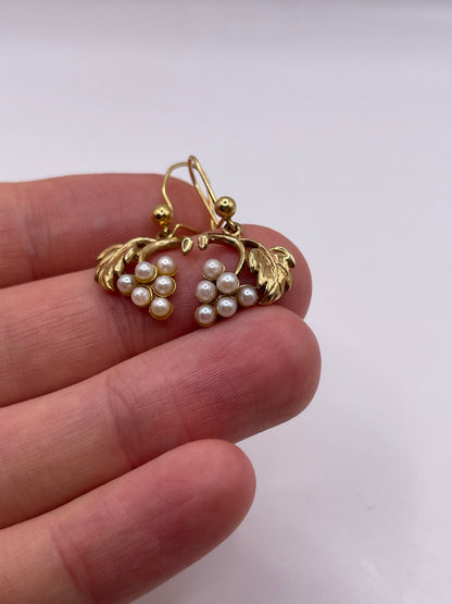 9ct gold pearl earrings
