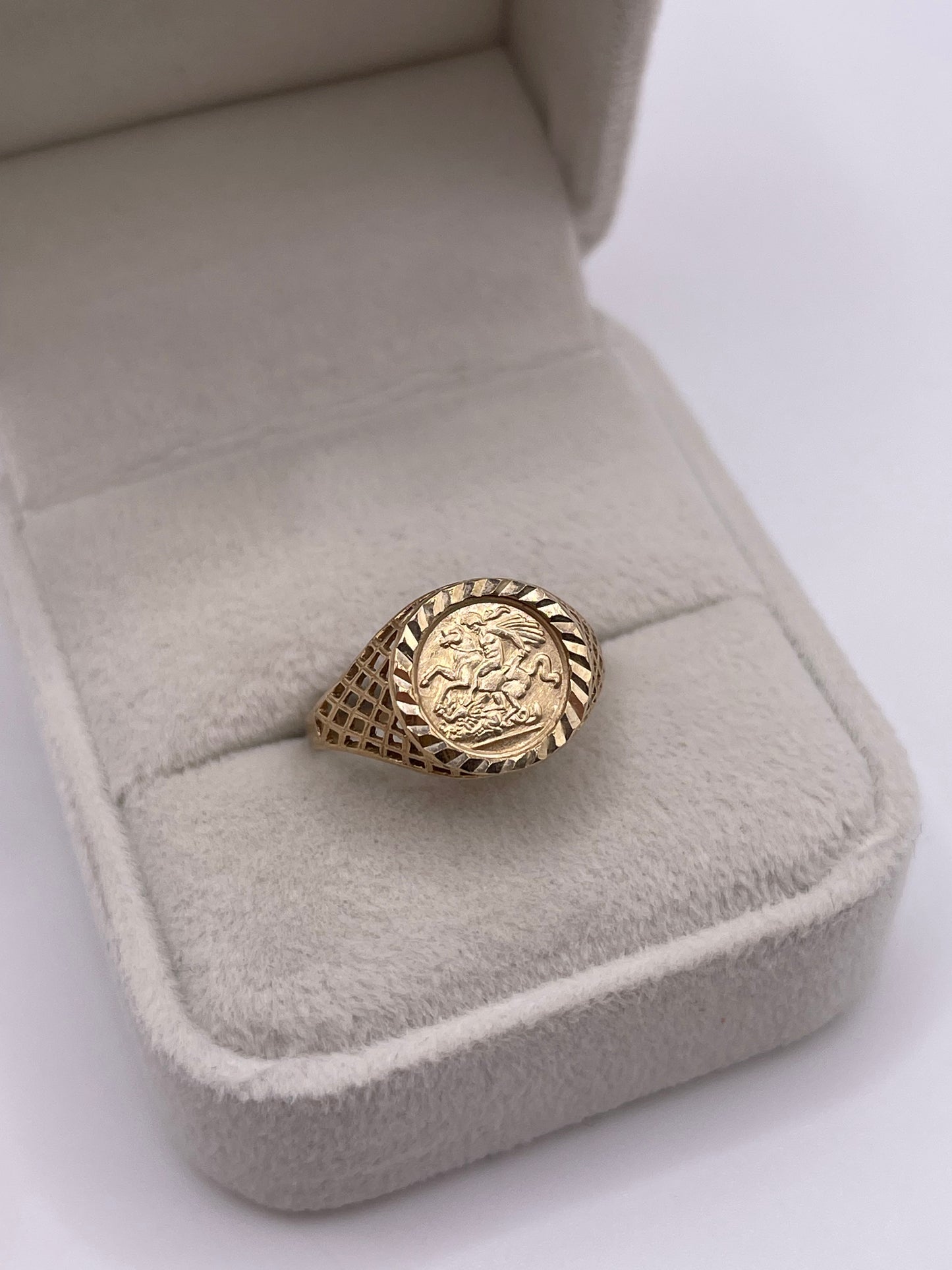 9ct gold St George ring