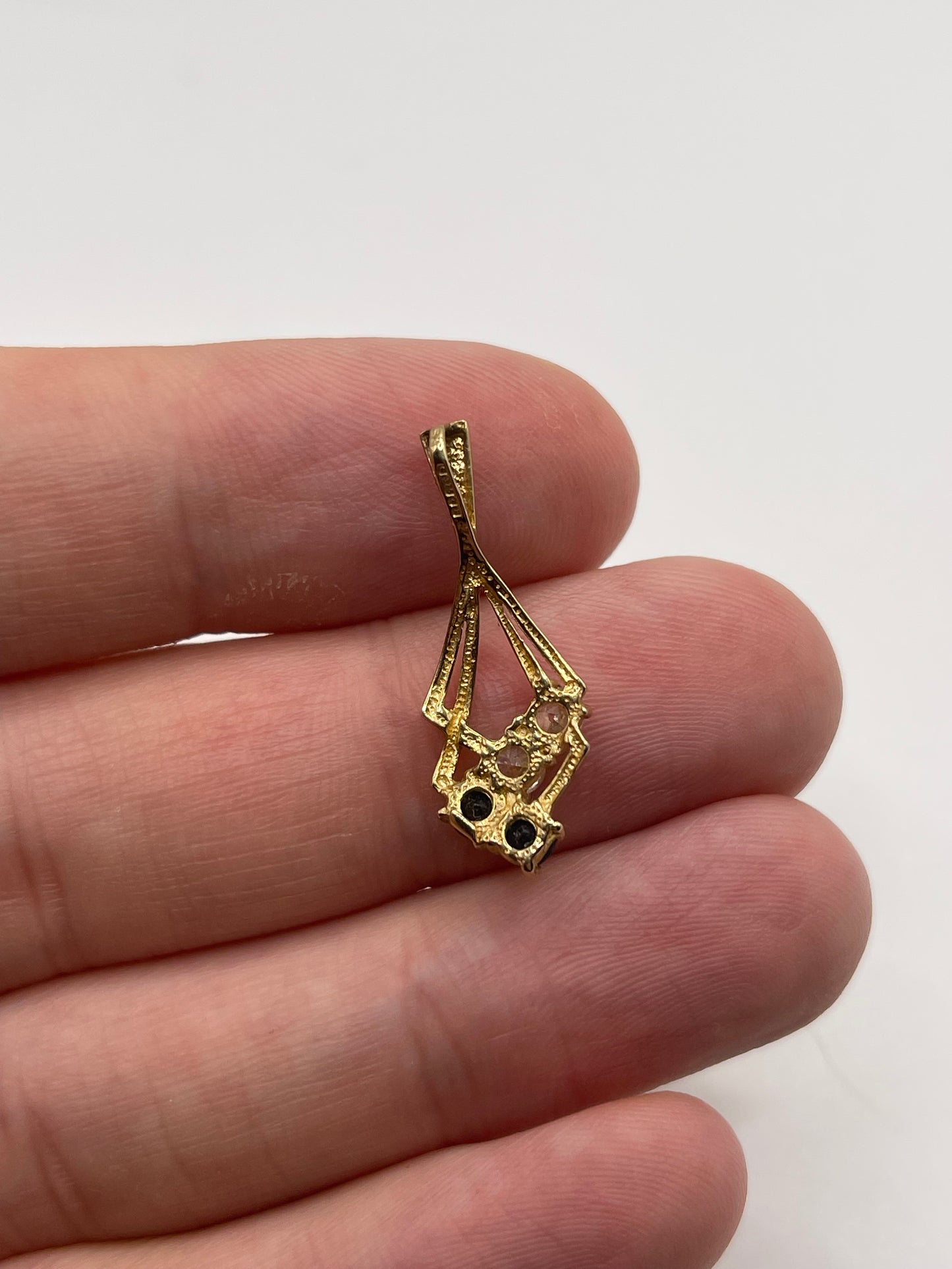 9ct gold sapphire and cz pendant