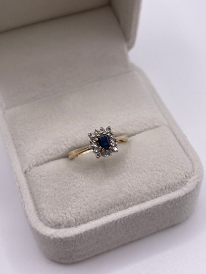 9ct gold sapphire and diamond ring