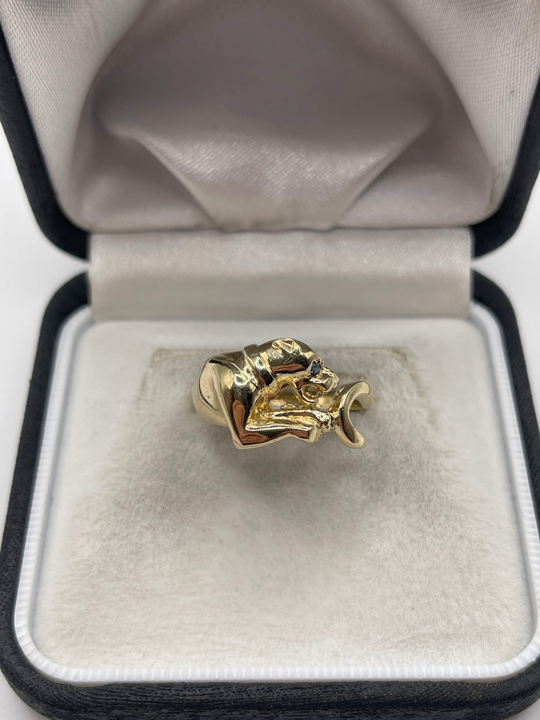 9ct gold sapphire panther ring