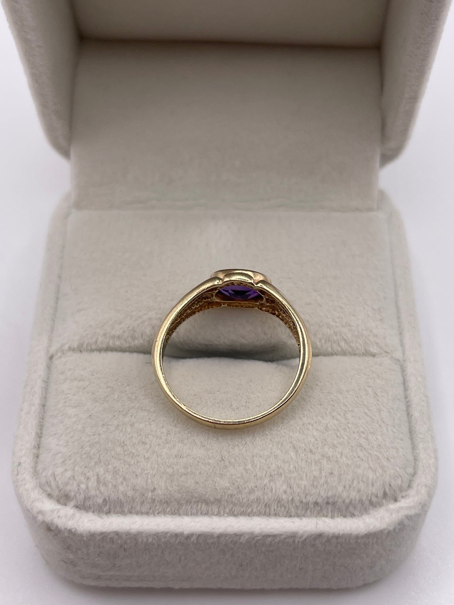 9ct gold amethyst ring