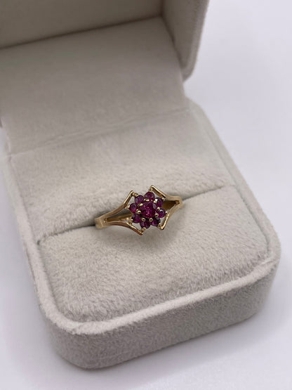 9ct gold ruby cluster ring