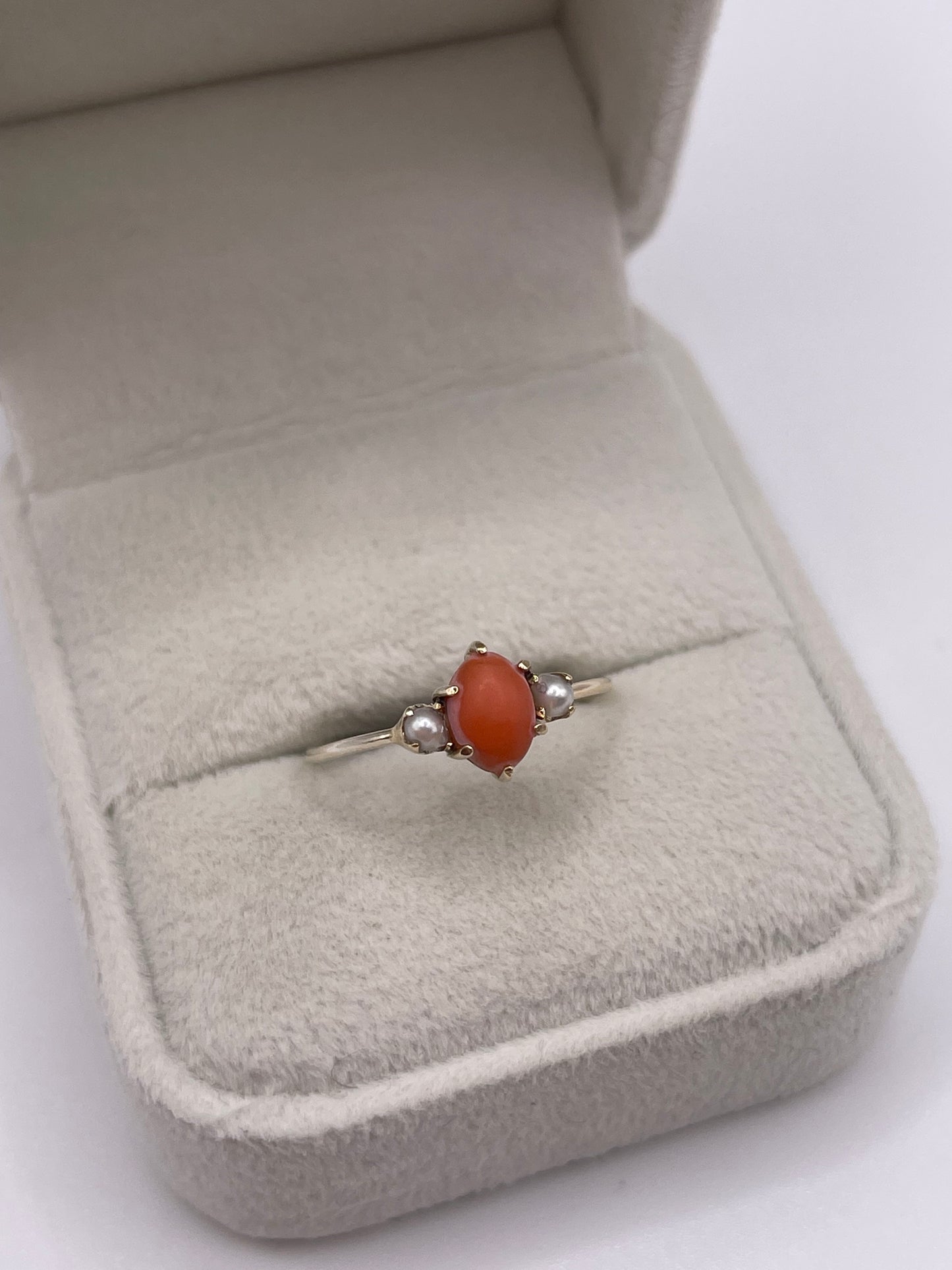 9ct gold coral and pearl ring