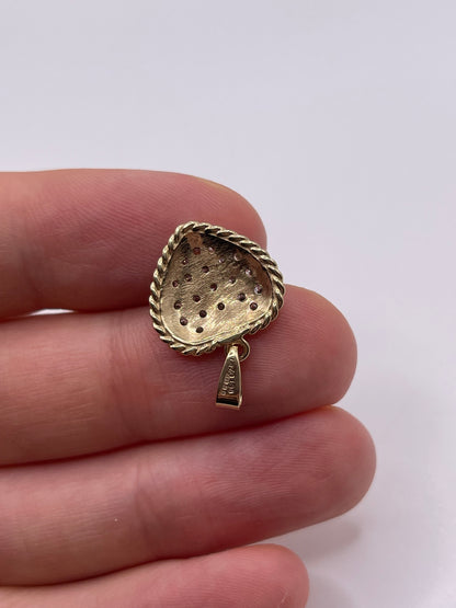 9ct gold cz heart pendant