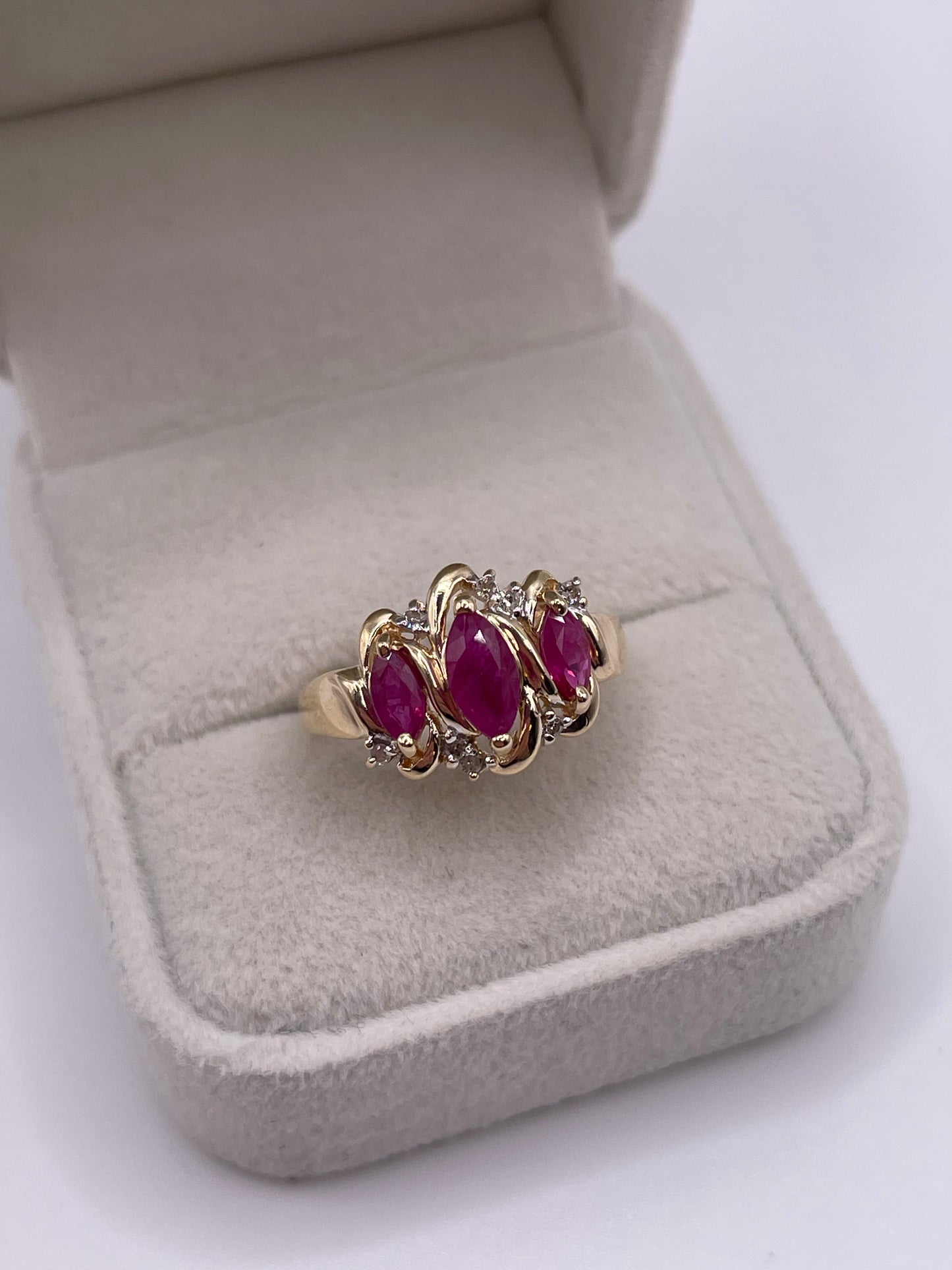 9ct gold ruby and diamond ring