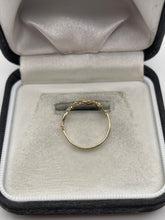 Load image into Gallery viewer, 9ct gold forget me not ring

