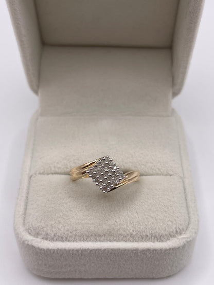 9ct gold diamond cluster ring