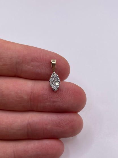 9ct gold diamond pendant
