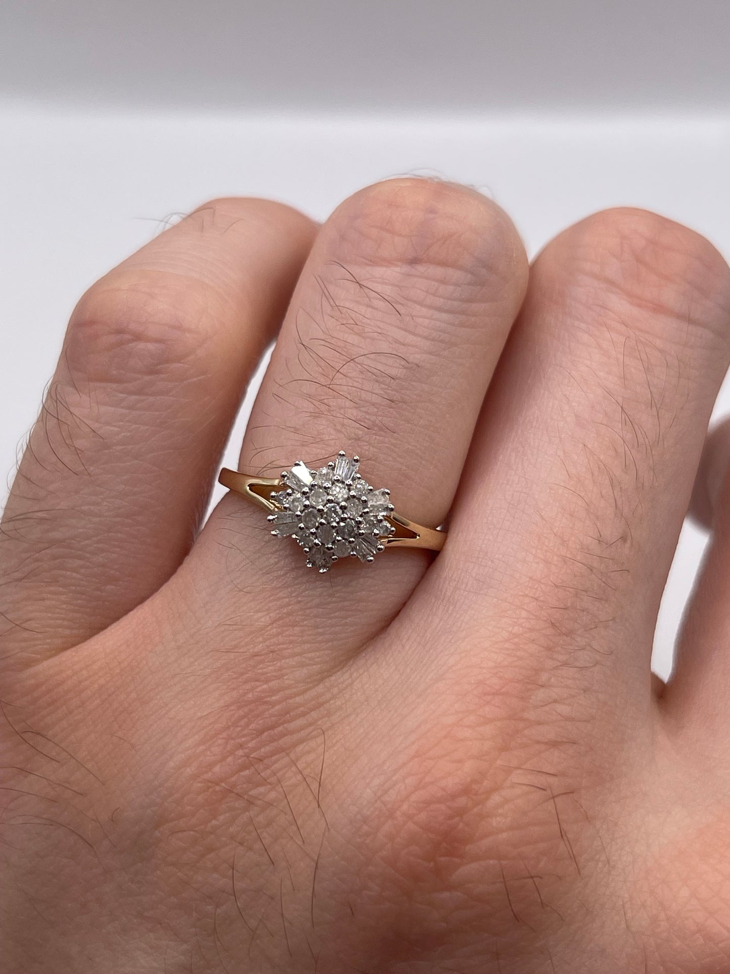 9ct gold diamond cluster ring