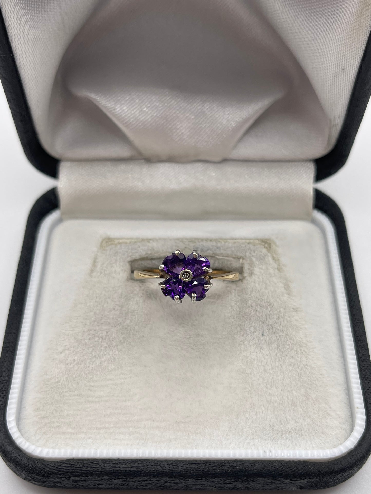 9ct gold amethyst and diamond ring