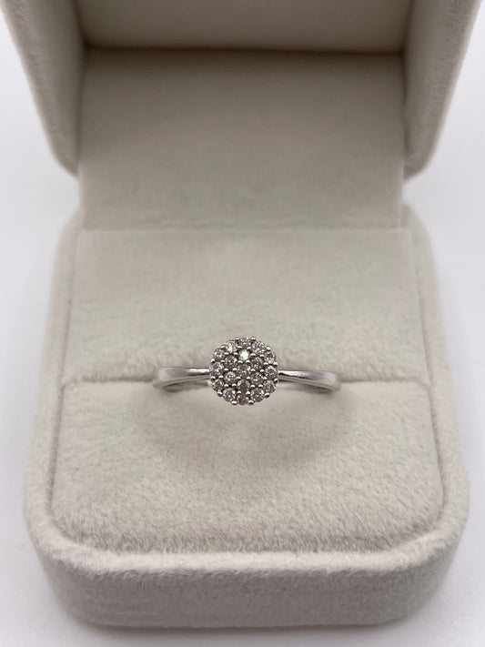 9ct white gold diamond cluster ring