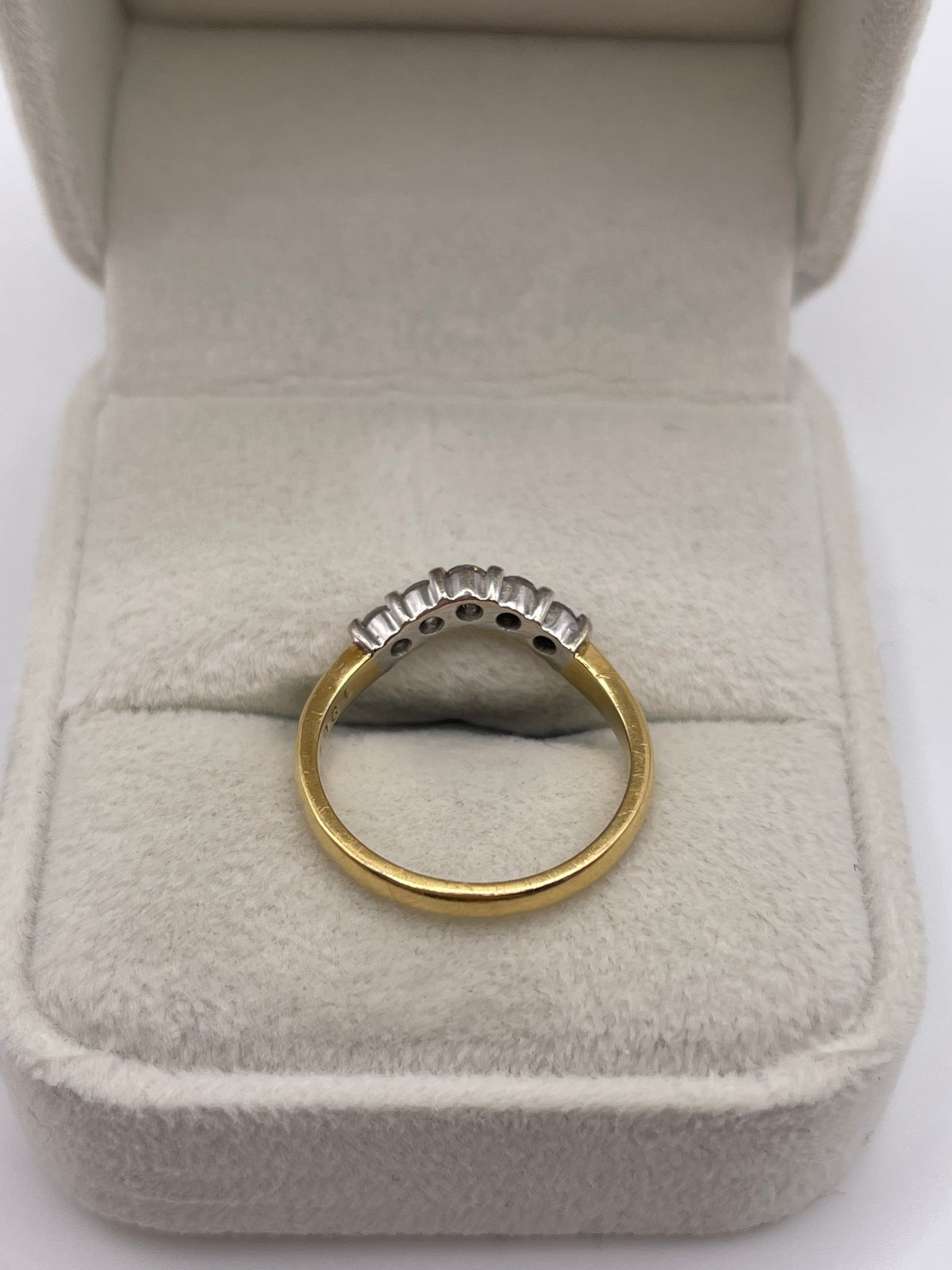 18ct gold diamond wishbone ring
