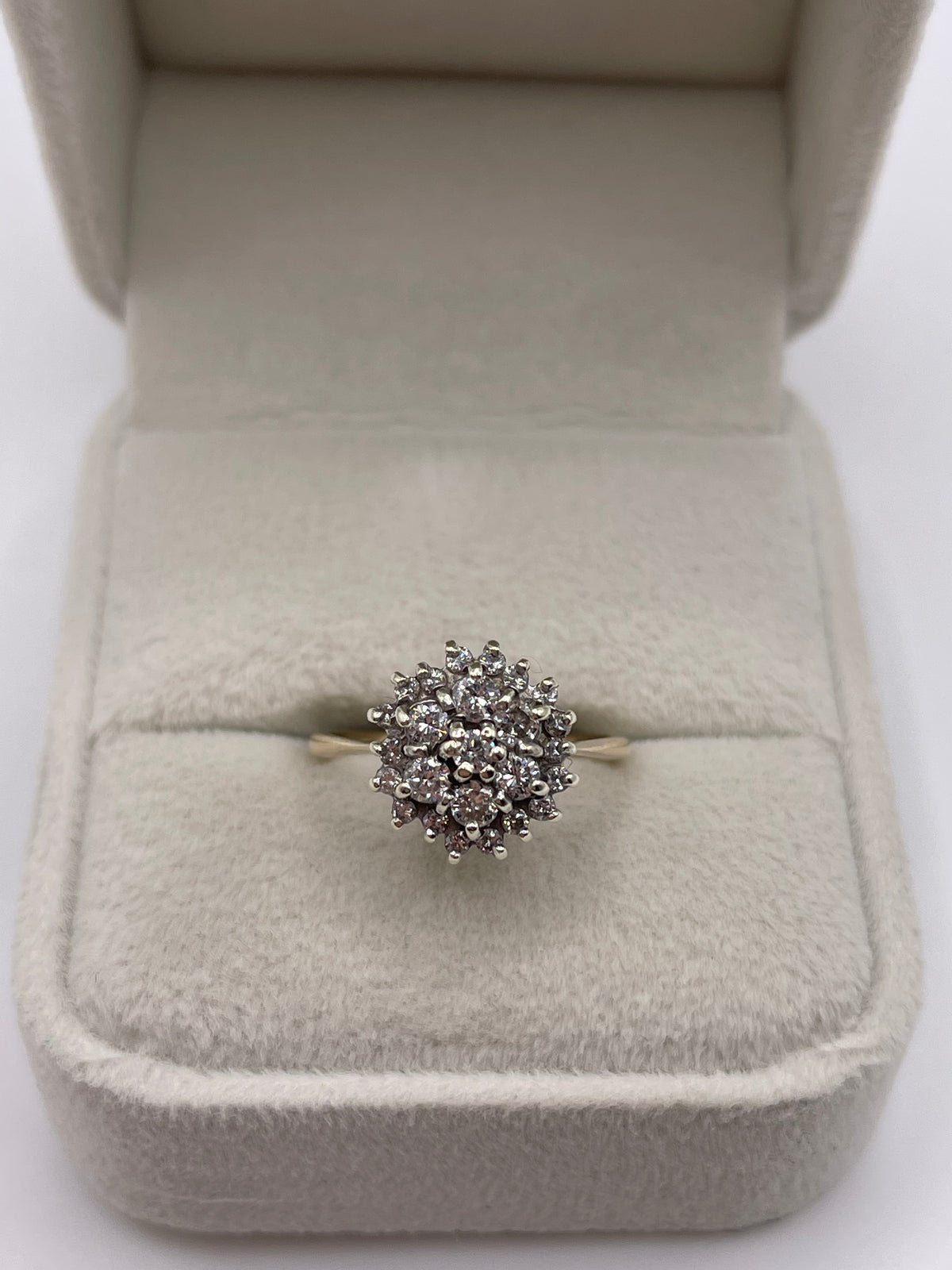 9ct gold diamond cluster ring