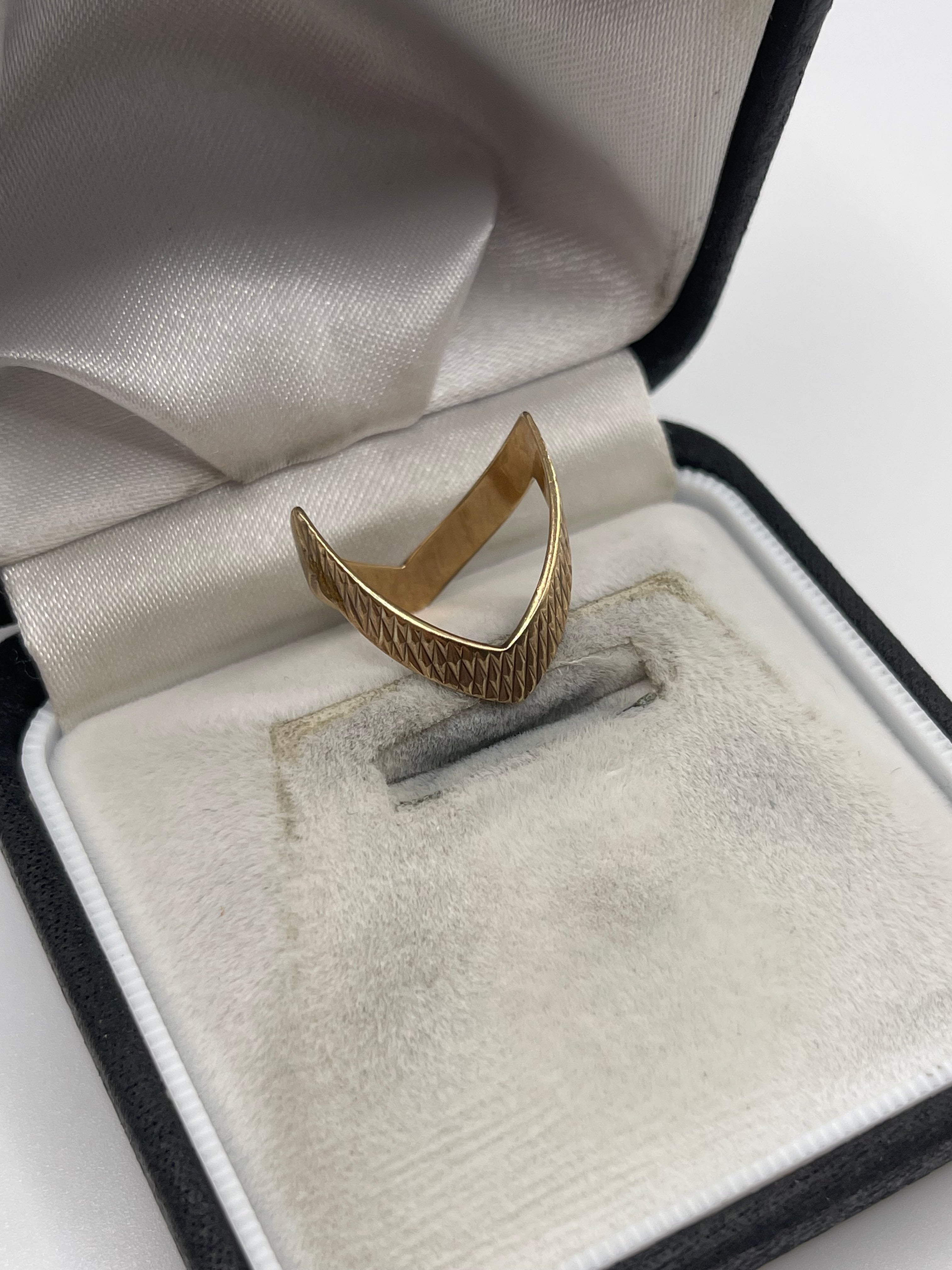 9ct gold double wishbone ring – Danjmt