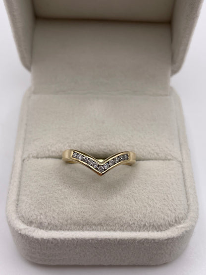 9ct gold diamond wishbone ring