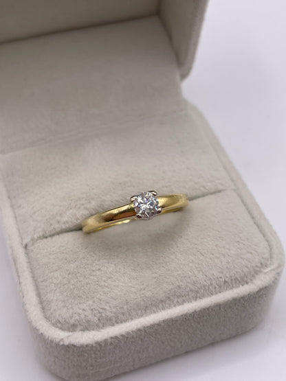 18ct gold diamond ring