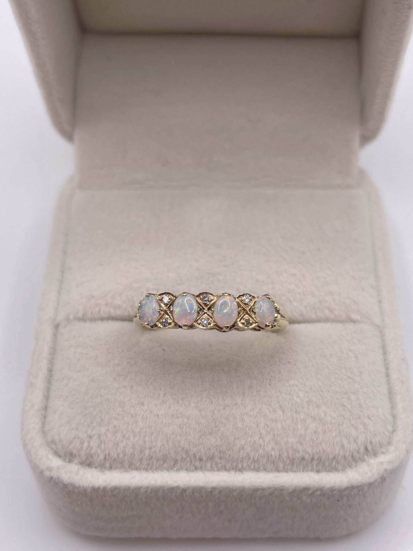 9ct gold opal and diamond ring