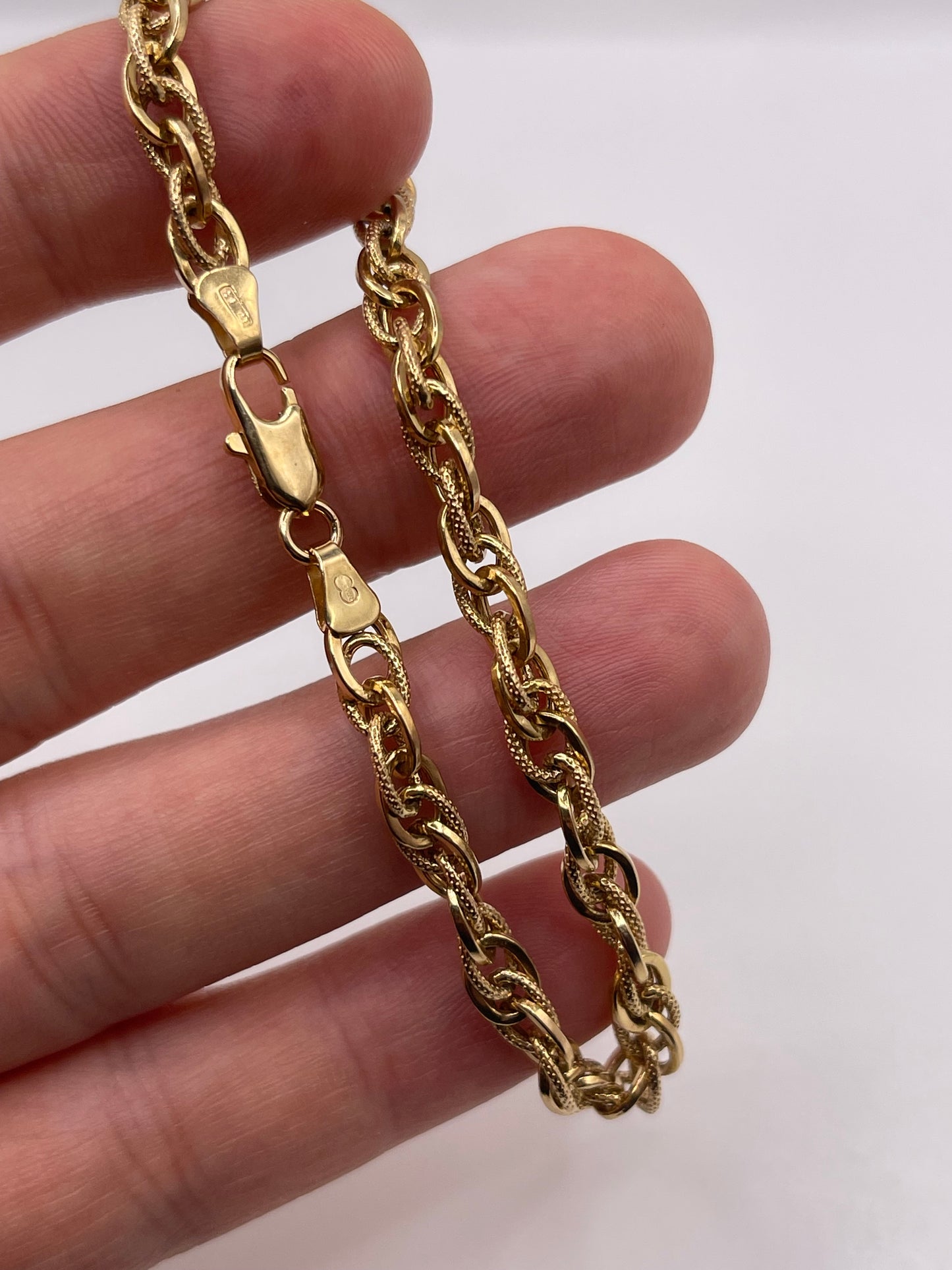 9ct gold bracelet