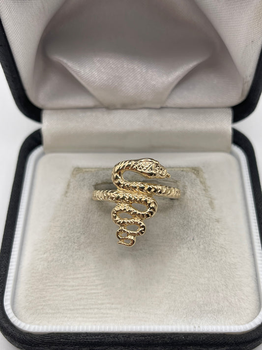 9ct gold snake ring