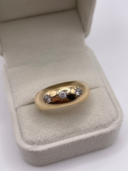 Heavy 9ct gold cz donut gypsy ring