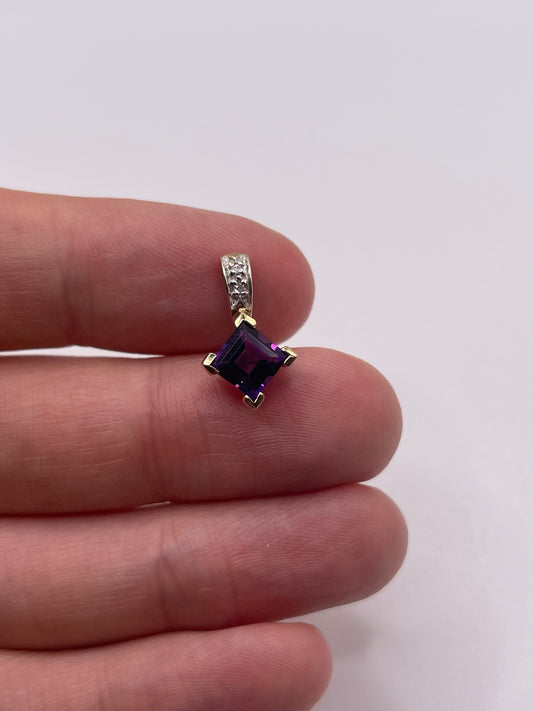 9ct gold amethyst and diamond pendant