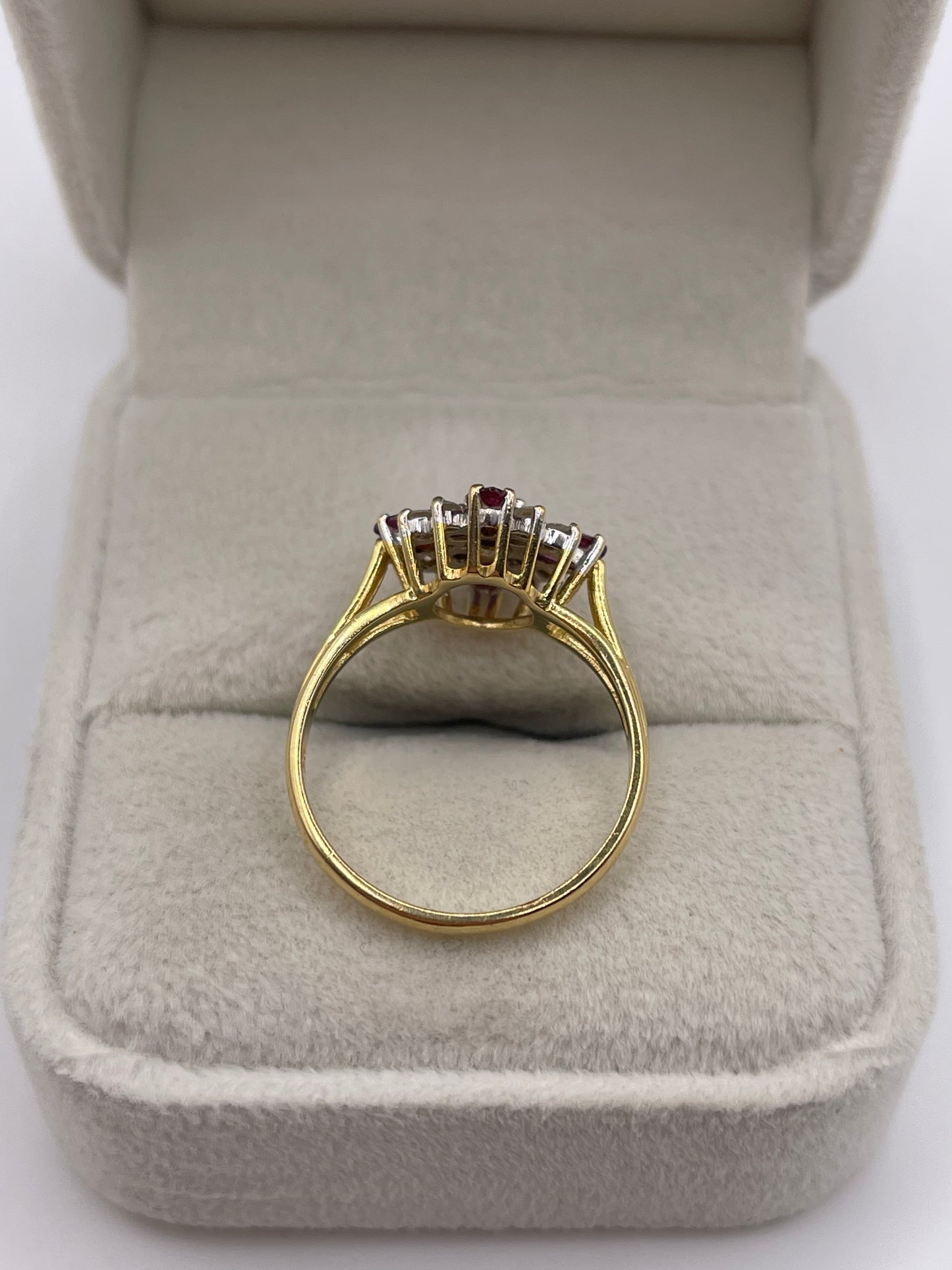 18ct gold ruby and diamond ring