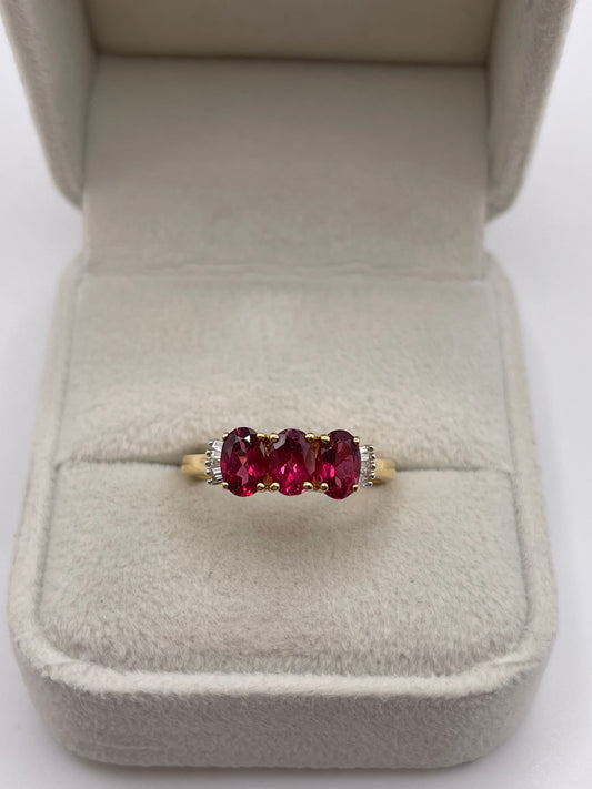 18ct gold tourmaline and diamond ring