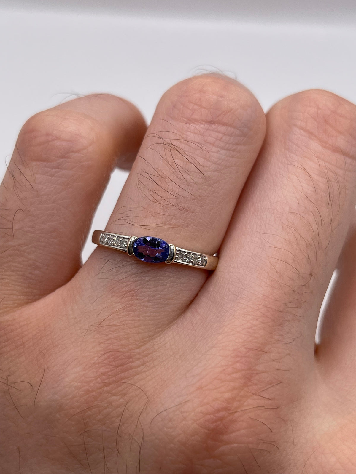 9ct white gold tanzanite and diamond ring