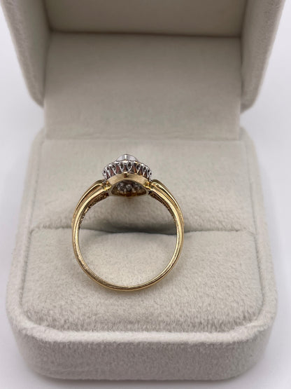 9ct gold cz navette ring